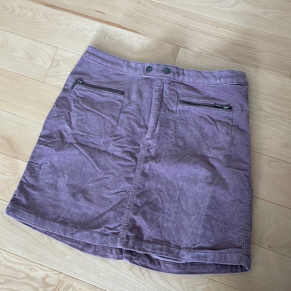 Corduroy skirt